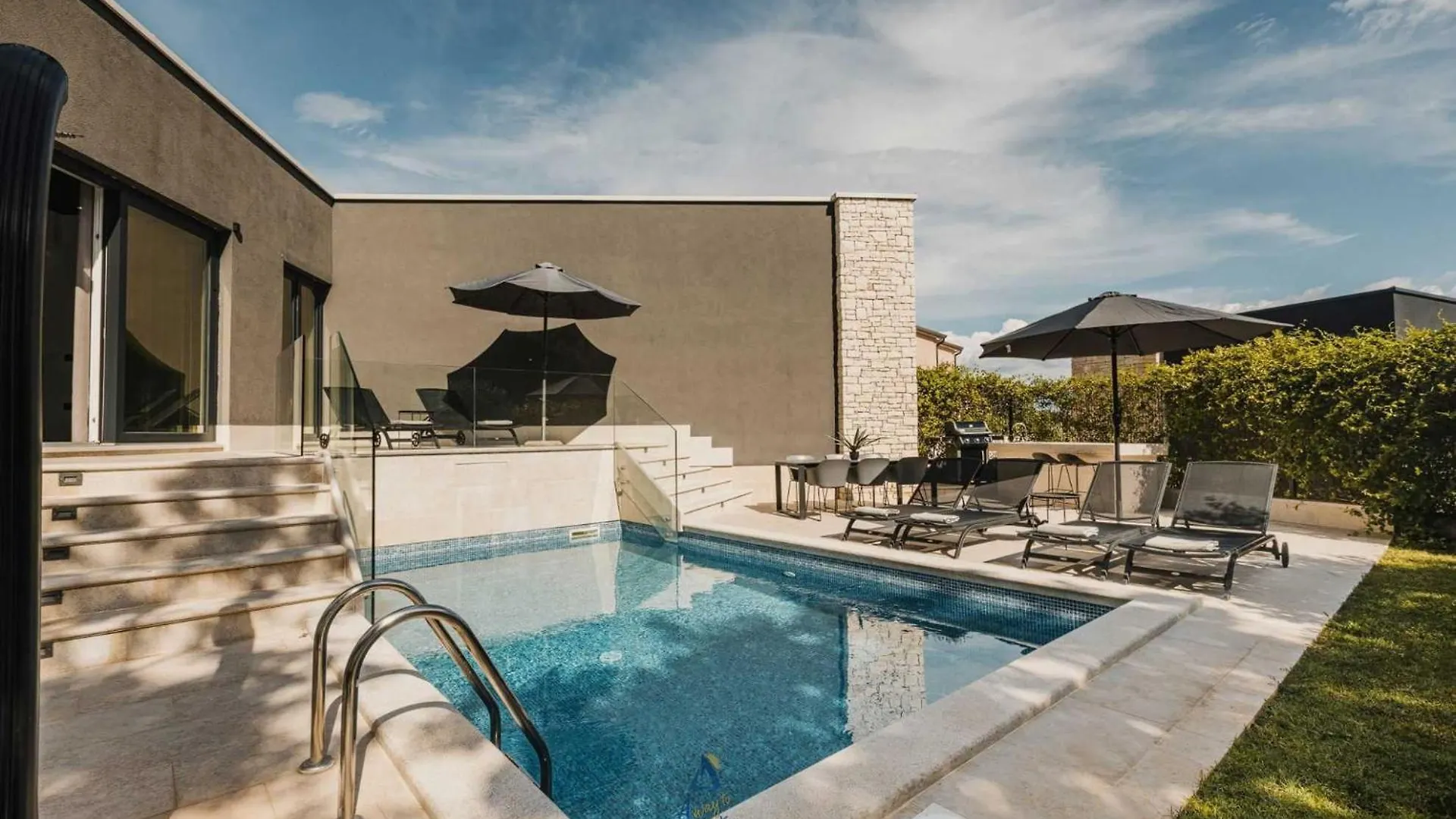 Villa Niz I By Awaytocroatia Mazurija